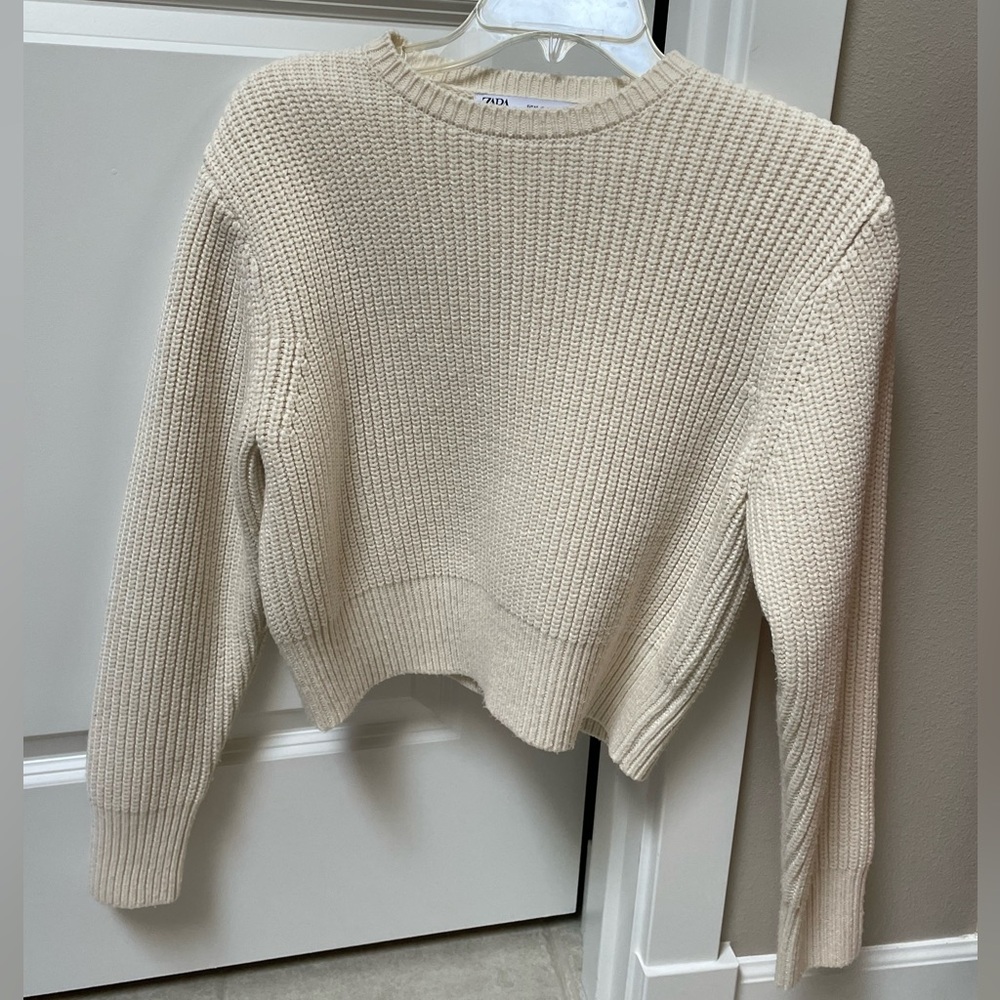 Zara Off-White Crew Neck Sweater